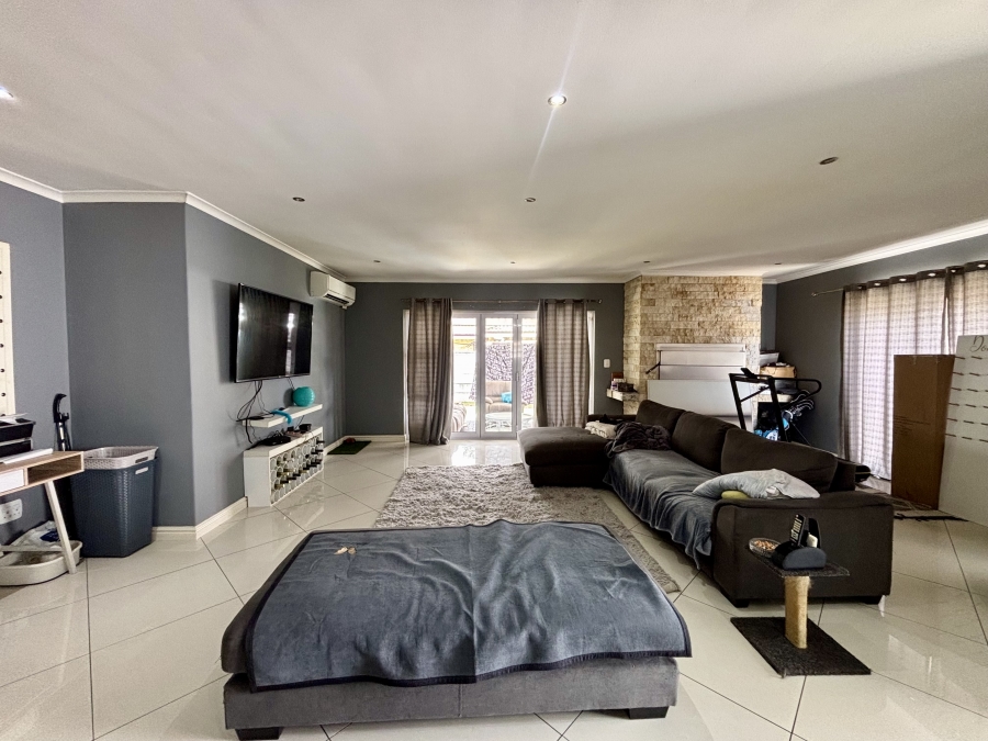 3 Bedroom Property for Sale in Brackenfell South Western Cape